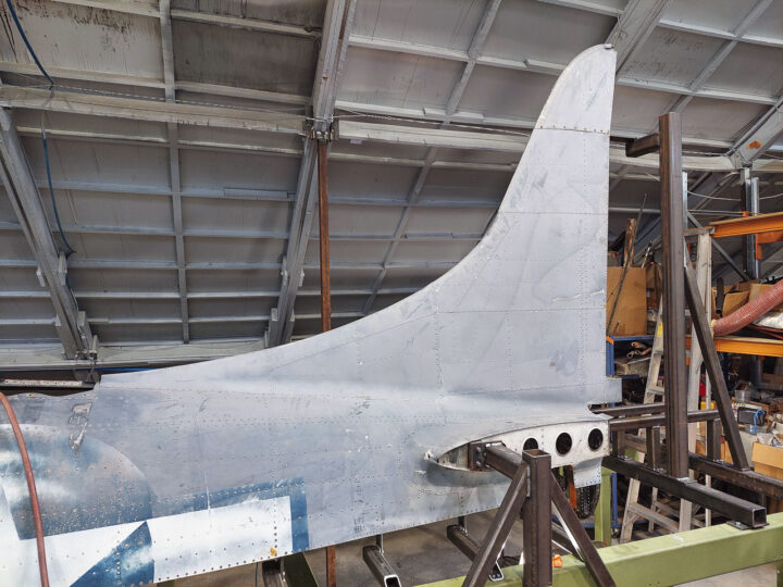 SBD Dauntless – Fin Subassembly Removal