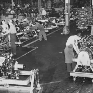 Packard Big Engine Assembly.jpg